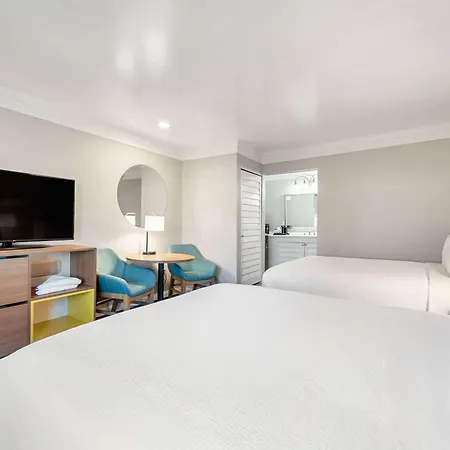 Days Inn By Wyndham San Diego Hotel Circle Extérieur photo