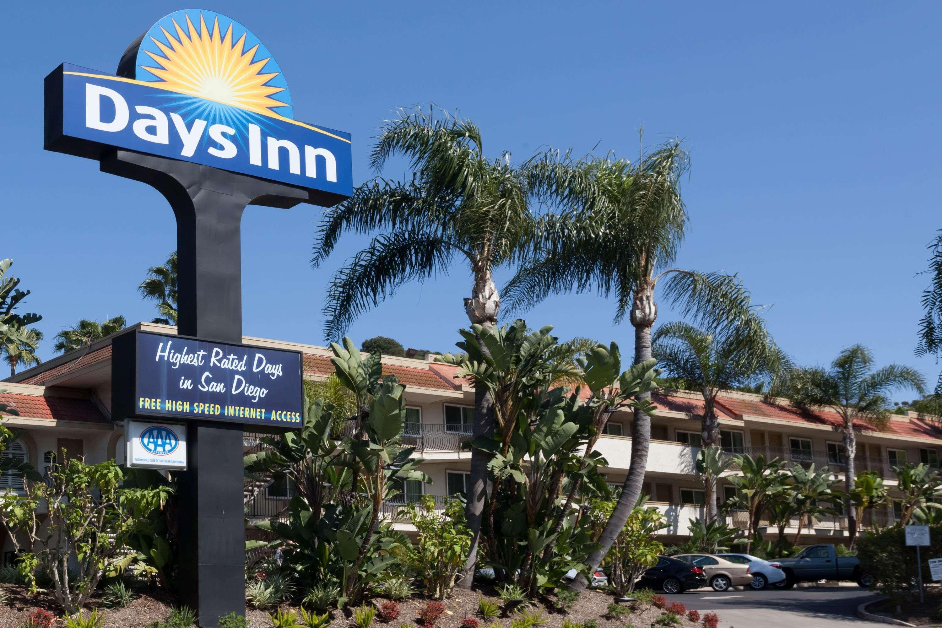Days By Wyndham Circle Hotel