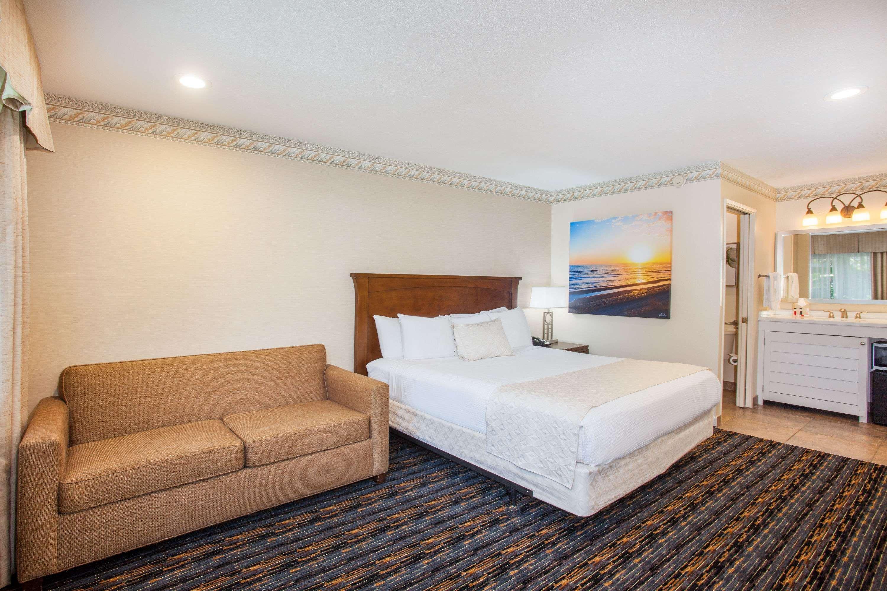 Days By Wyndham Circle 3* San Diego