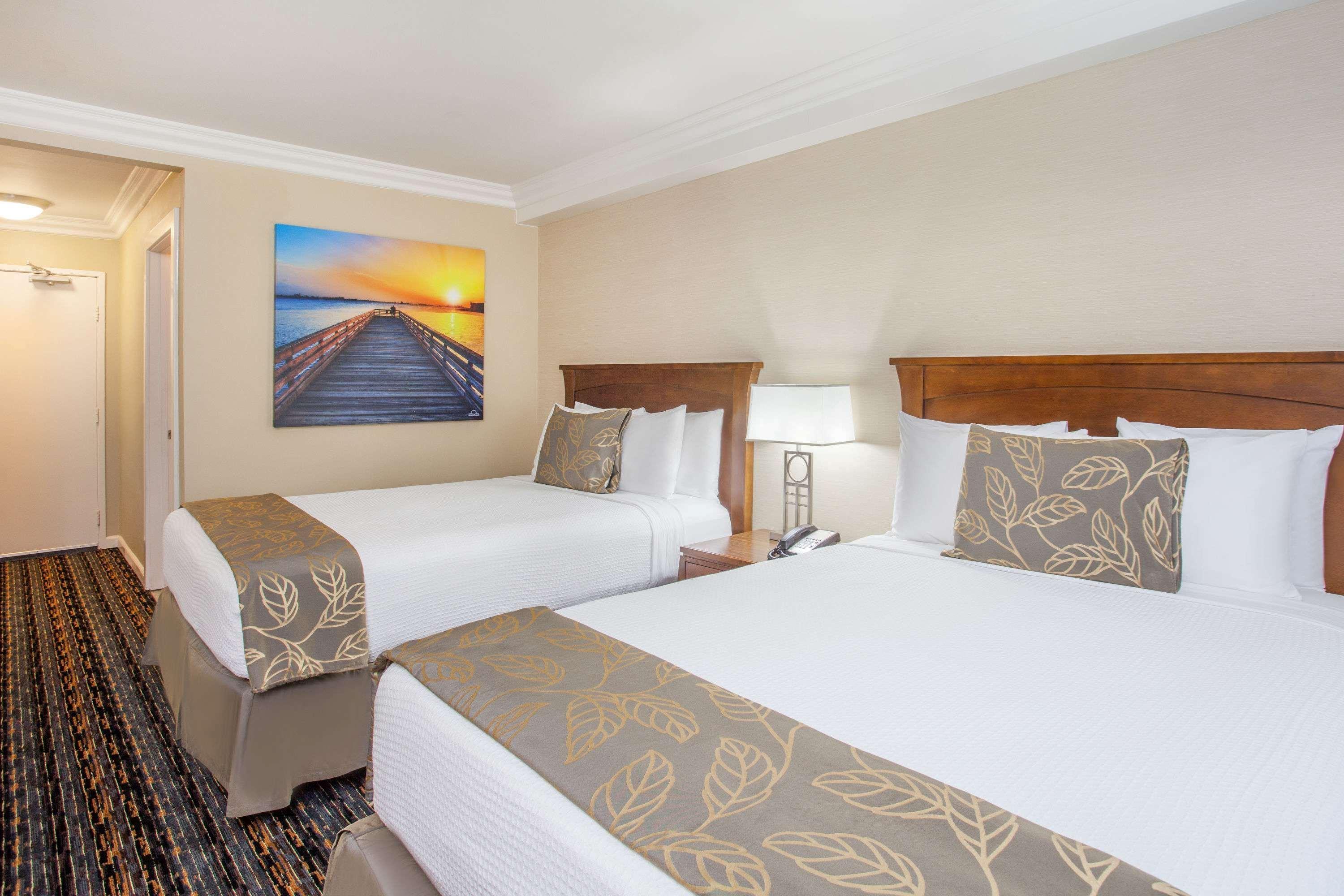 Days By Wyndham Circle San Diego
