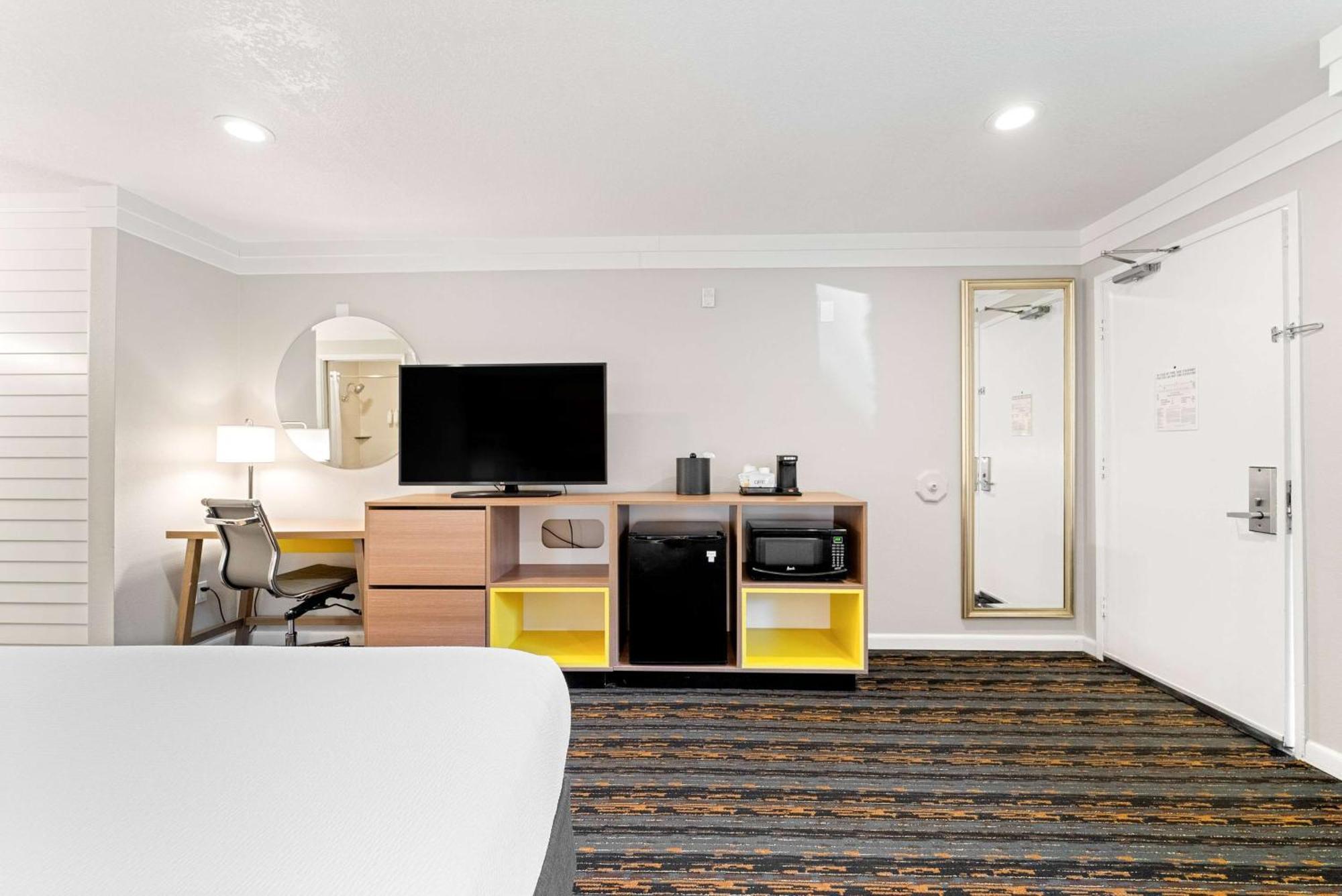 Days By Wyndham Circle Hotel 3*
