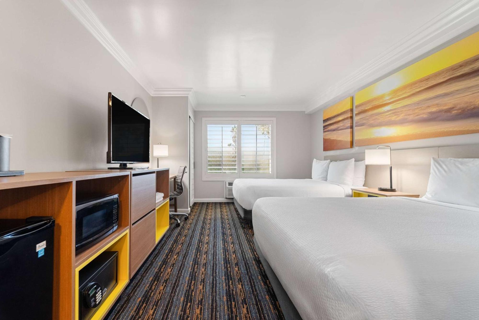 Hotel Days By Wyndham Circle